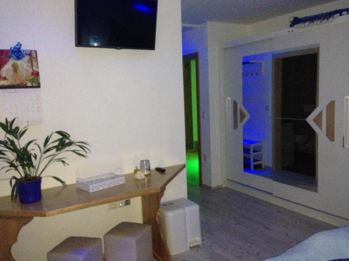 Aparthotel Pr' Jakapc' Mojstrana Exterior photo